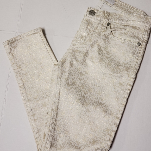 ROCK AND REPUBLIC HAMBURG SKINNY CROP JEANS 6 - Picture 2 of 9